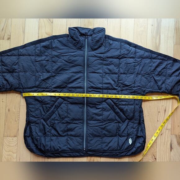 NWT Free People Pippa Packable Puffer Jacket Size Large - Picture 8 of 9